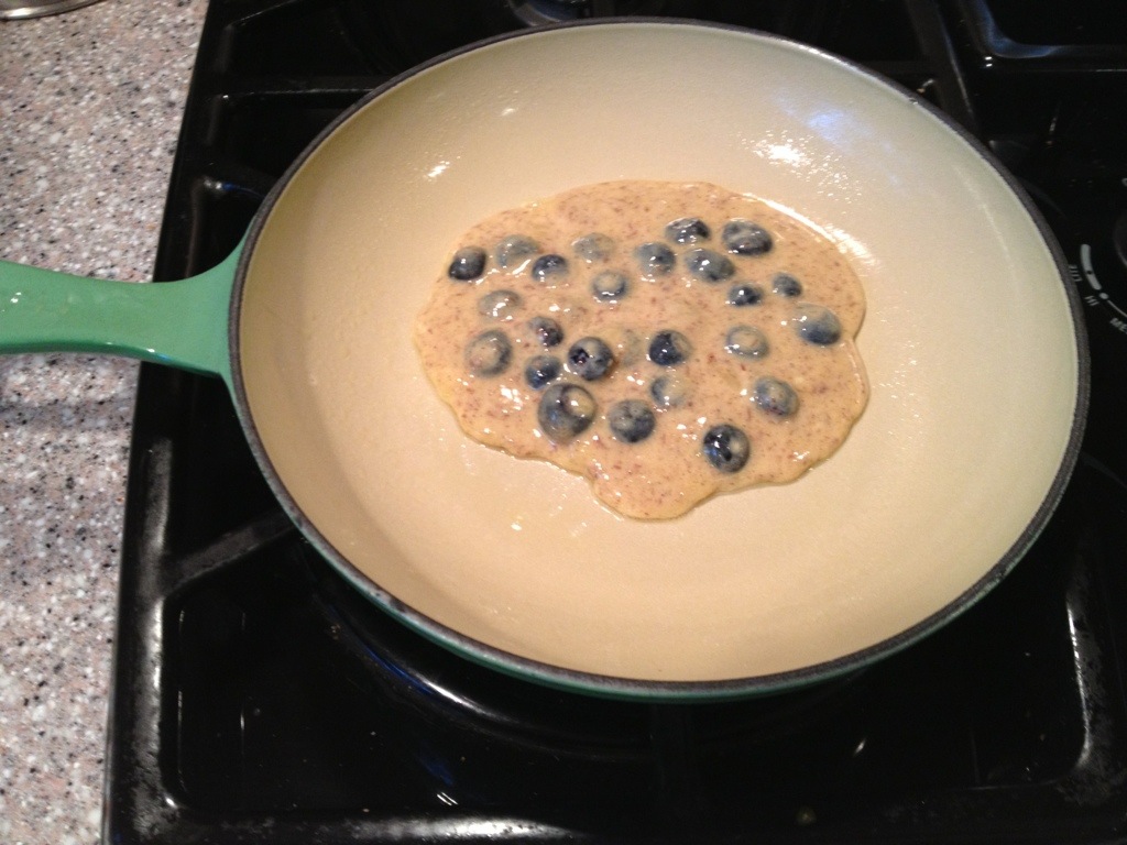 how is to provides make  and made ViSalus  pancakes Shape® blueberry mix using  25 minerals, with vitamins muffin Vi and